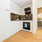 Waterfront Lux| Studio|a/c| Wifi By Tilo Apartman *